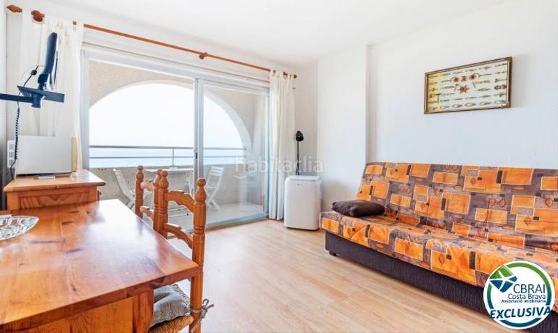 Foto c3313716-de34-4044-a1e3-d84b5a0dce52. Estudio  con terraza y espectaculares vista al mar en Empuriabrava