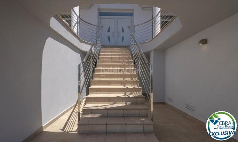 Foto 2f90c786-2f95-49ed-bca9-c437dd62a7e8. Chalet con riscaldamento parcheggio piscina in Palau-saverdera