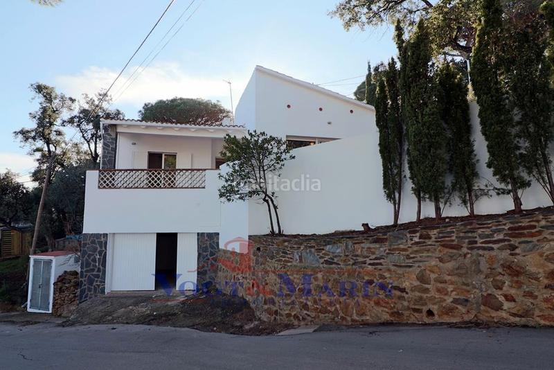 Foto d509a9fb-0334-4393-9add-f11c41f0510f. Chalet moderna casa reformada con vistas al mar en port de la selva en Port de la Selva (El)