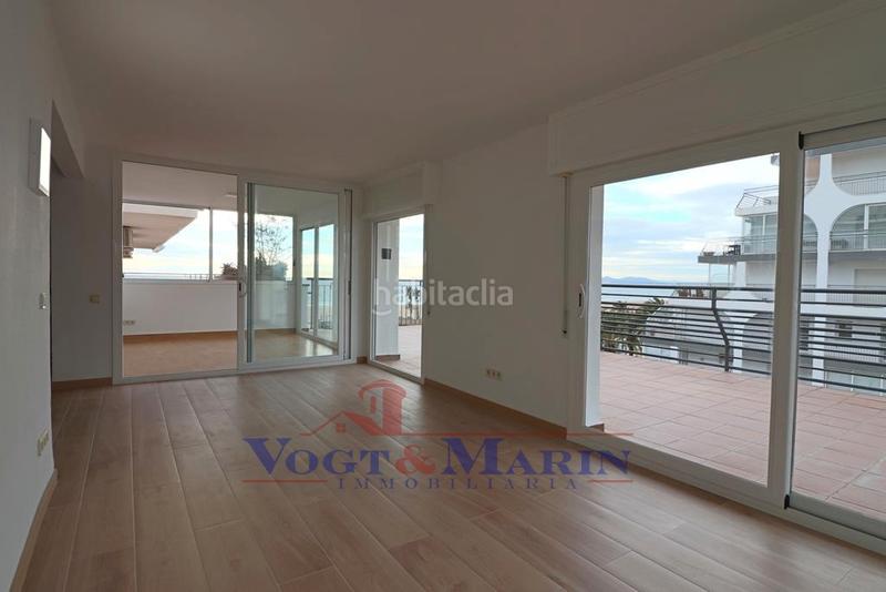 Foto 566141e9-6e19-44f3-bd25-f71e535d6096. Apartamento exclusivo apartamento de lujo con vistas al mar en Empuriabrava