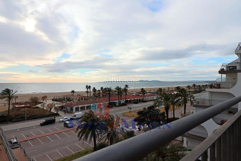 Foto 76dadb1d-594e-4bbf-a9fd-d69ca0c7a9a1. Apartamento exclusivo apartamento de lujo con vistas al mar en Empuriabrava