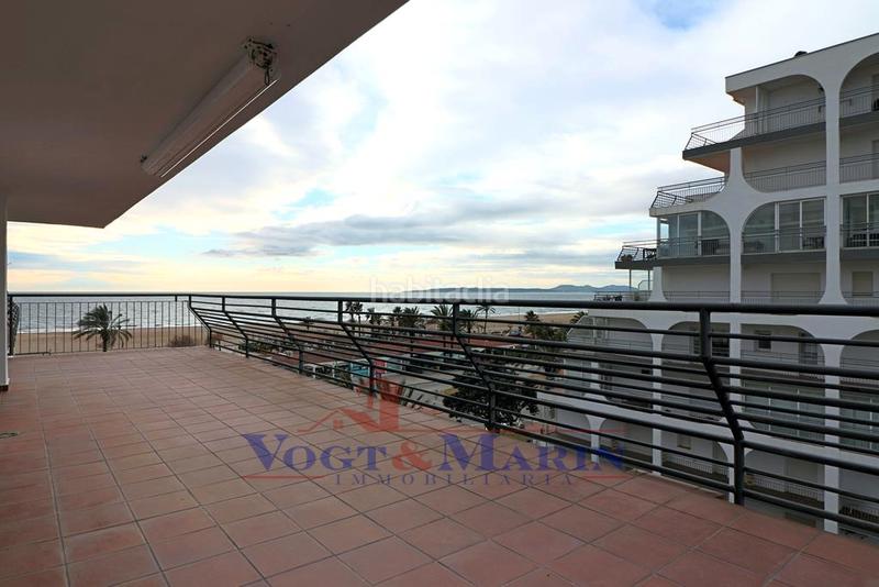Foto ec228ee0-f58e-4063-9b2e-d67255b63cad. Apartamento exclusivo apartamento de lujo con vistas al mar en Empuriabrava