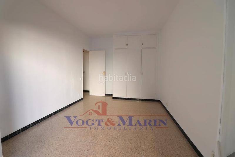 Foto 849a8a92-2862-4af8-a52f-80d676867b76. Apartamento luminoso apartamento en zona residencial con vistas a la montaña en Roses