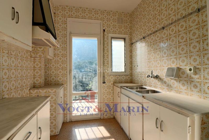 Foto 8d320839-835e-4f01-a5f7-fefdbaf6bd01. Apartamento luminoso apartamento en zona residencial con vistas a la montaña en Roses