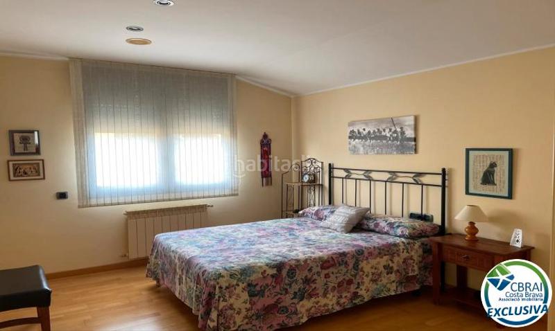 Foto d5775285-6e90-4ceb-8135-aa473aff59c1. Casa  con piscina y jardín en la bisbal d´empordà. en Bisbal d´Empordà (La)