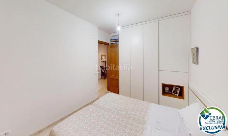 Foto b9323319-81e3-4645-98ed-c17a0a22ea35. Ático -dúplex con vista al mar a 180m de la playa en Roses