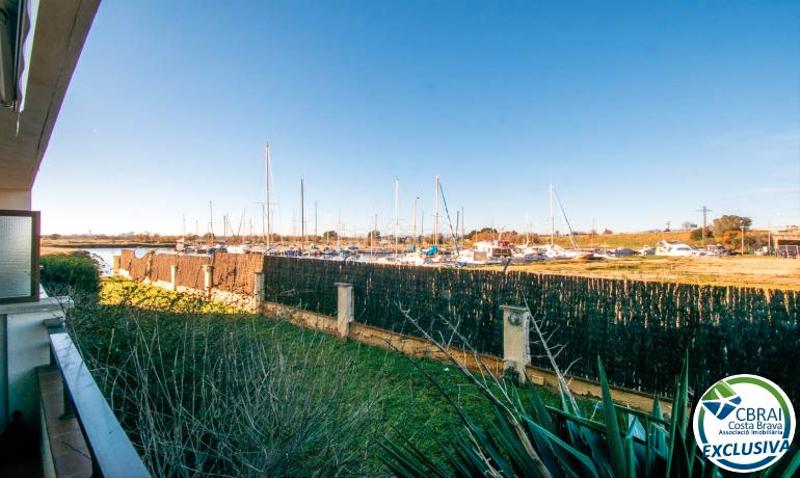 Foto 07959595-b155-457e-a1b4-4bed583a0030. Apartamento  con gran terraza y vista al canal en santa margarita en Roses