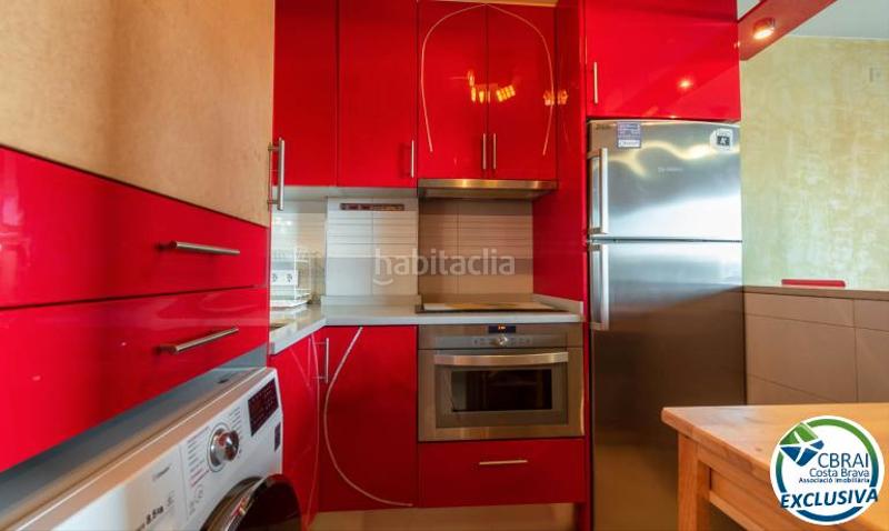 Foto 07dd1a39-3887-4ddc-8698-32a1f6f2a389. Apartamento  con gran terraza y vista al canal en santa margarita en Roses