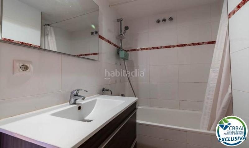 Foto 8529723b-7e75-4f68-ae6b-eedfe6f55075. Apartamento  con gran terraza y vista al canal en santa margarita en Roses