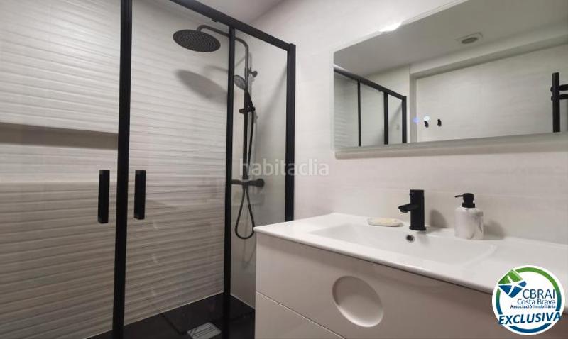 Foto 6eff7181-4a6f-47ba-9d38-3b74d22ee75f. Apartamento amplio piso familiar con 4 habitaciones en Figueres