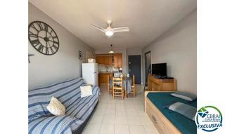 Apartament  Carrer port alegre. Apartamento con terraza de 12m2 en empuriabrava