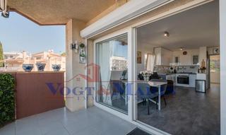 Appartement  Plaça carles fages de climent. Apartamento con gran terraza en el puerto de roses