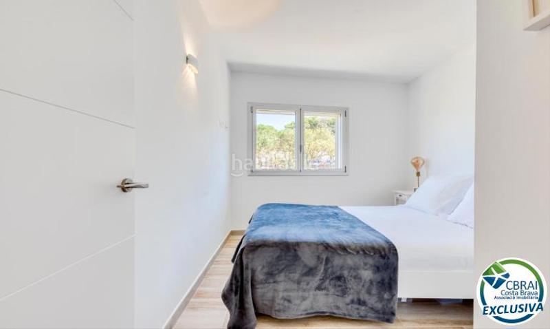 Foto b809c56f-ba8b-48ef-99b0-becaa5c7011c. Appartement avec chauffage parking dans Centre Roses