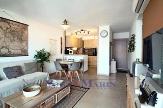 Apartament  Carrer cala fonda. Piso totalmente reformado con 2 dormitorios y amarre