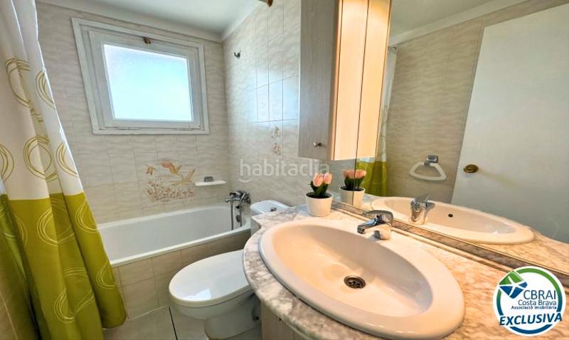 Foto d65e5b0a-62d1-41ba-b417-d12f38fe2131. Apartament amb calefacció a Muga - Gran Reserva - Badia Empuriabrava