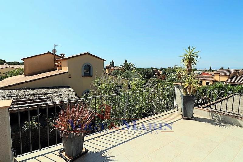 Foto a71bdb34-9bc5-410e-8c44-f6c471983f24. Chalet con riscaldamento parcheggio piscina in Peralada