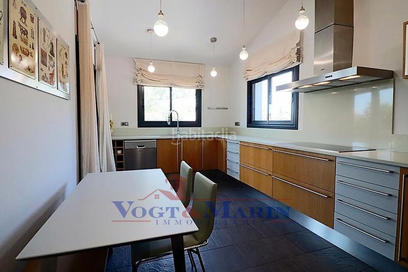 Foto ae05d8f7-155f-4951-8cf0-122882f756a5. Chalet con riscaldamento parcheggio piscina in Peralada