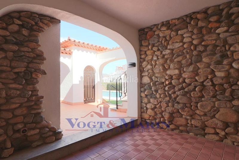 Foto 24b8829b-26b5-4e32-b4c5-ae96567e4dbd. Apartament amb calefacció piscina a Puigmal - Mas Nou Empuriabrava