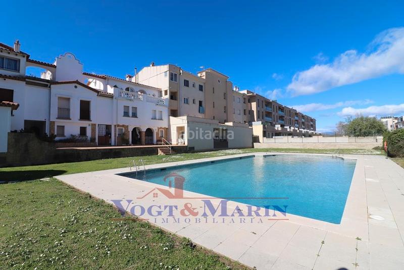 Foto 748f7d4d-81b5-4e5d-8c2b-6e0fd9e6b1ce. Apartament amb calefacció piscina a Puigmal - Mas Nou Empuriabrava