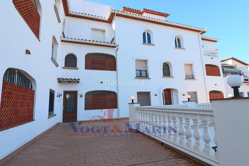 Foto b5e188cf-4856-4338-b39b-1499d5c18579. Apartament amb calefacció piscina a Puigmal - Mas Nou Empuriabrava