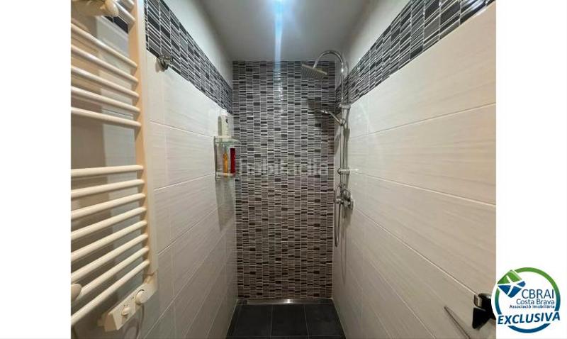 Foto 52de841b-4021-47e2-9bfa-326d764edf33. Chalet con riscaldamento parcheggio piscina in Montgrí Empuriabrava