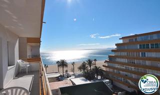 Appartement  Avinguda de la platja. Apartamento en primera línea de mar con licencia turística