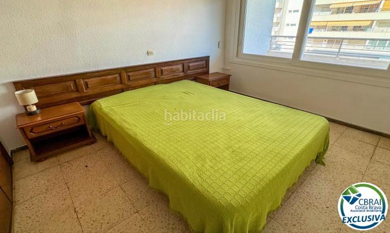 Foto 4667800b-313a-455c-bfd1-7b1b26dd9a3a. Piccolo appartamento con riscaldamento piscina in Empuriabrava