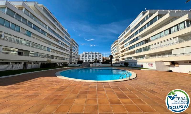 Foto 82ecaff7-a39a-4a5a-b264-2aa663557ee7. Piccolo appartamento con riscaldamento piscina in Empuriabrava