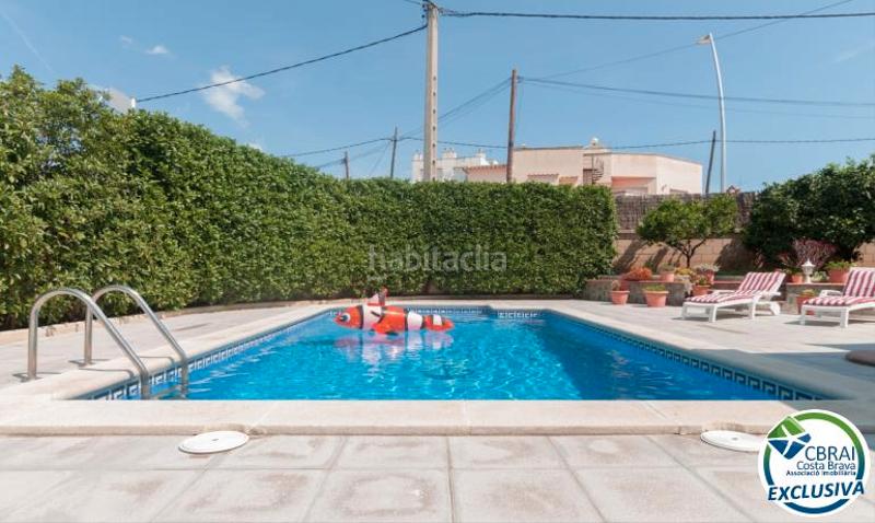 Foto 5fbcc766-9e79-47b8-9ef9-2941273b5a3b. Xalet amb xemeneia calefacció aparcament piscina a Roses