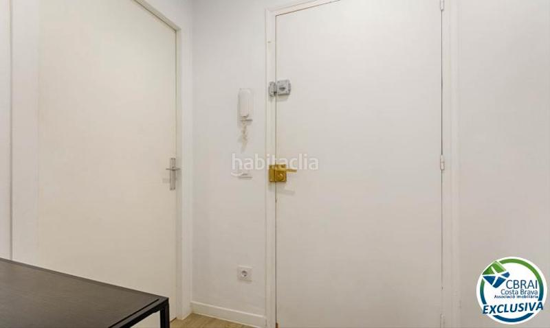 Foto 12a0973a-97b4-4e31-a349-1e0327aaf90a. Piccolo appartamento con riscaldamento in Centre Roses