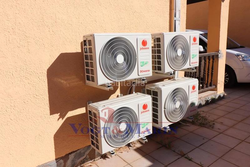 Foto 6d77436f-7db1-4ad7-a715-9a224a77e092. Casa  independiente con piscina cerca de los canales en Requesens en Empuriabrava