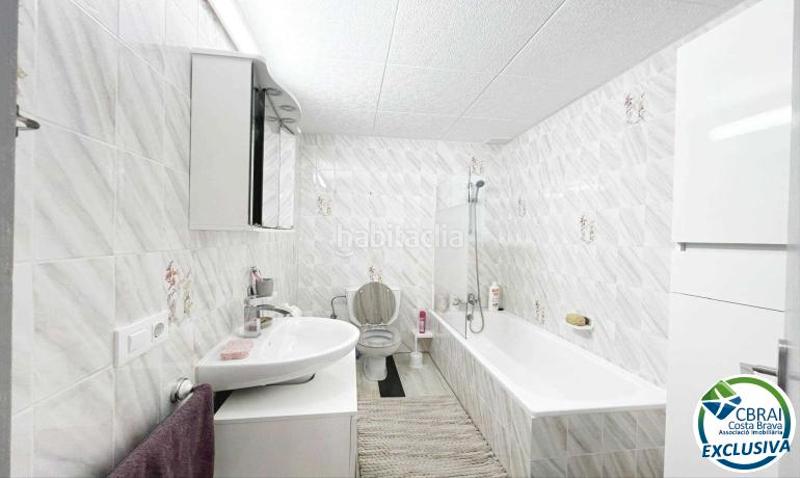 Foto d845395a-d698-4423-aa7b-15c09a8dc44b. Casa con riscaldamento parcheggio in Tordera - Fluvià - Llobregat Empuriabrava