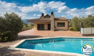 Casa  Carretera gip-6022. Magnifica casa en un terreno de 2 hectareas en sant climent sesc