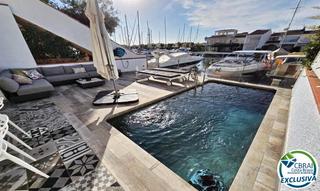 Casa adossada  Passatge del port argonautes. Casa con amarre de 12m en port argonautes, empuriabrava