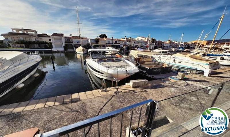 Foto ae74a30d-4939-44bd-8fc8-ae1134b1c260. Semi detached house with heating parking pool in Salins - Cavall de Mar Empuriabrava