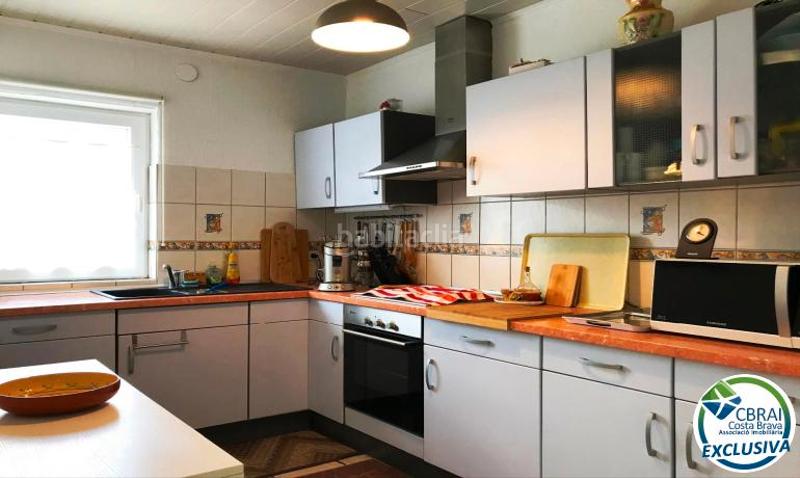 Foto 0879707b-c22b-4ff1-95b2-8945ef563af0. Maison avec chauffage parking piscine dans Nord Roses