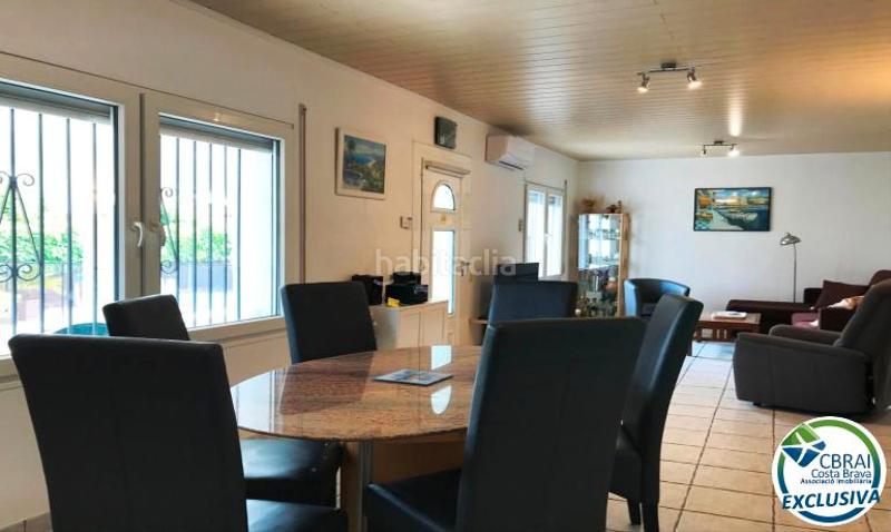 Foto e26e39ca-b83a-40a1-9665-b99397389cbe. Maison avec chauffage parking piscine dans Nord Roses