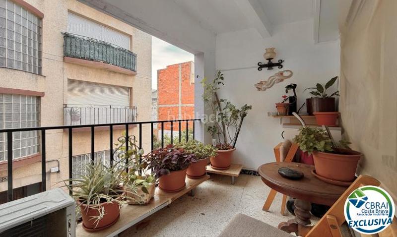 Foto 0735fd3b-0e6b-4aa8-a1e5-05956af62f16. Apartament amb calefacció a Centre Roses