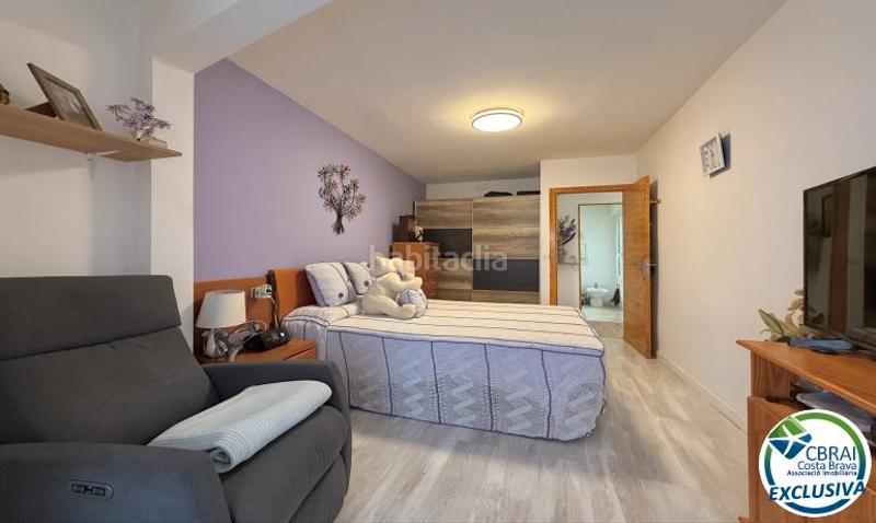 Foto 6ad3986b-83bd-4f99-90eb-4fb17ef14604. Apartament amb calefacció a Centre Roses