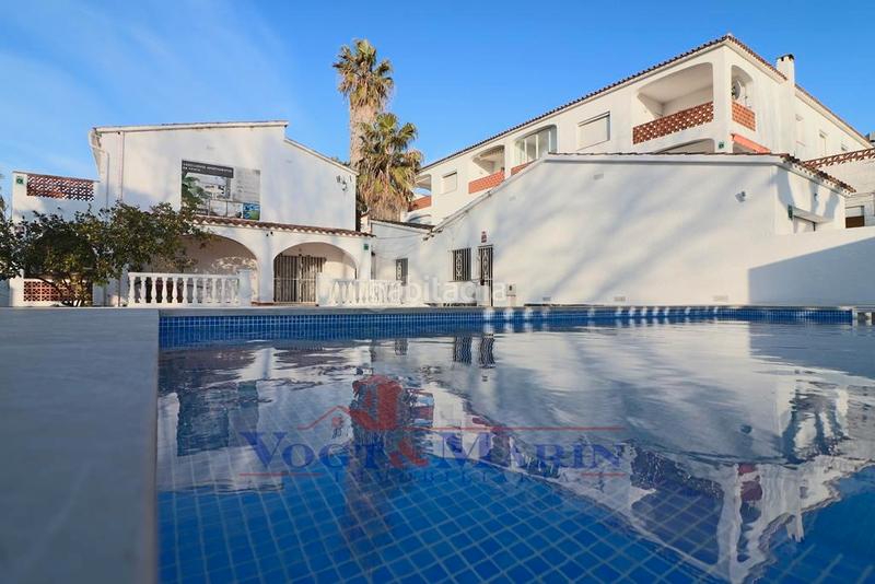Foto de6db546-f203-4581-bad0-3471f36511f4. Appartement mit heizung parking pool in Moxó - Sant Mori Empuriabrava
