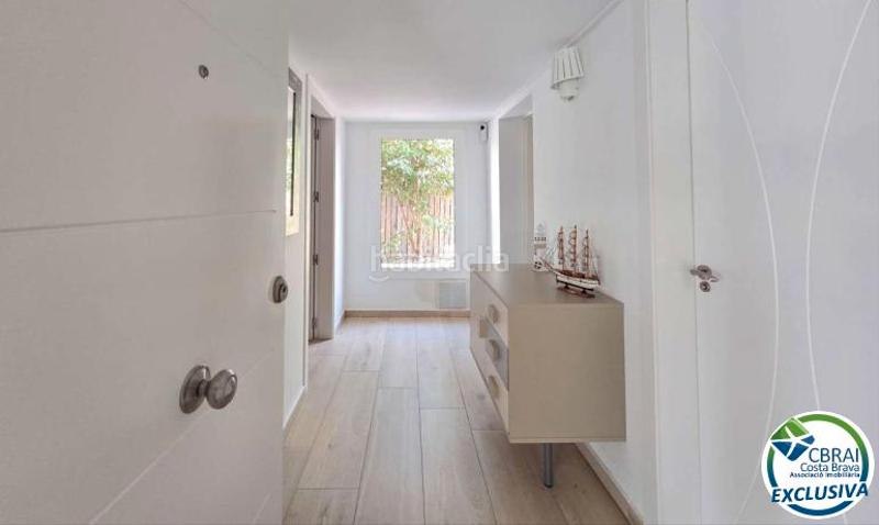 Foto f3f55d82-a160-4ee5-bd16-95eac779539b. Doppelhaus mit heizung parking in Santa Margarida Roses