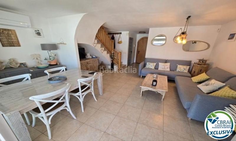 Foto a7f8d50b-ecdd-4aaa-bed5-68a283e1fa0a. Semi detached house with heating parking in Port Grec - Port Moxó Empuriabrava
