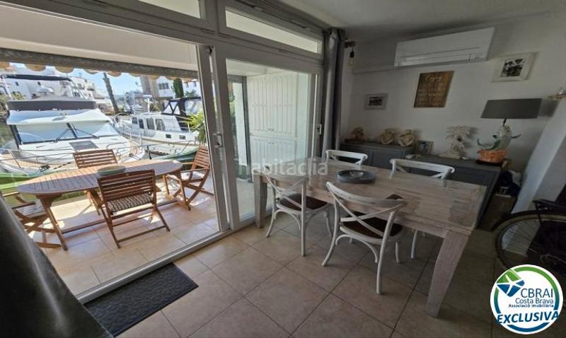 Foto d3777926-306d-4ba0-8967-bf5b75640ab0. Semi detached house with heating parking in Port Grec - Port Moxó Empuriabrava