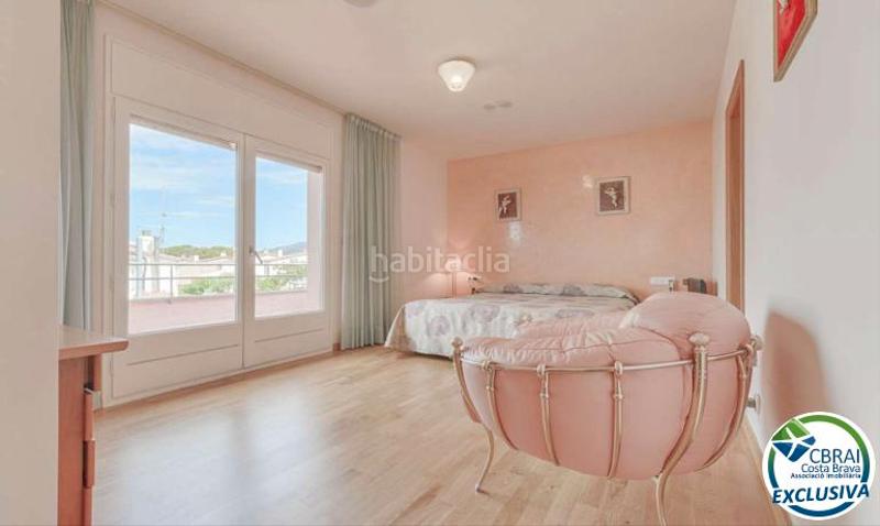 Foto 6e54412e-cac3-4146-bef4-4fc2a6831aa9. Chalet con riscaldamento parcheggio in Nord Roses