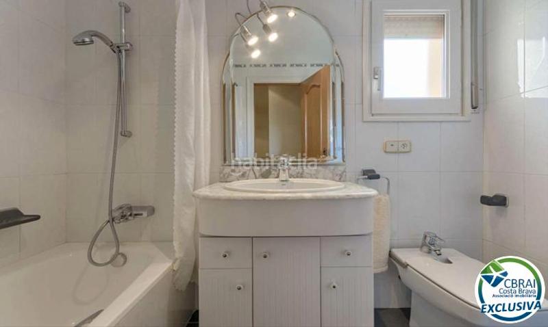 Foto 706b6ab5-2015-4f74-a7c6-cc7e520006bb. Chalet con riscaldamento parcheggio in Nord Roses