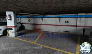 Parking coche  Pujada del castell. Plaza de parking subterránea de 11m2 en figueres