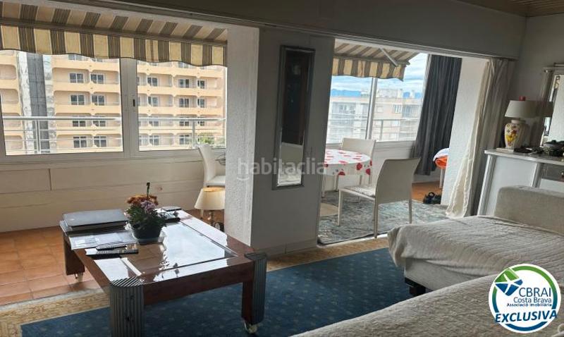 Foto 0b6db67e-939f-4e9d-8807-74bd5d56755e. Apartamento  con piscina comunitaria a 50m del mar en Roses