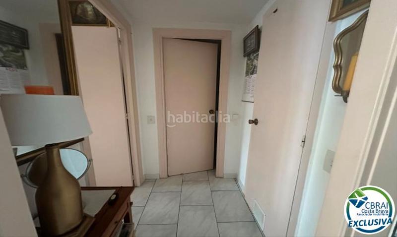 Foto a77f3367-e702-407a-9e7b-709f38f99a64. Apartamento  con piscina comunitaria a 50m del mar en Roses