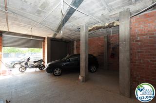 Geschäftsraum  Carrer doctor ferran. Amplio local de 82 metros cuadrados en el centro de roses