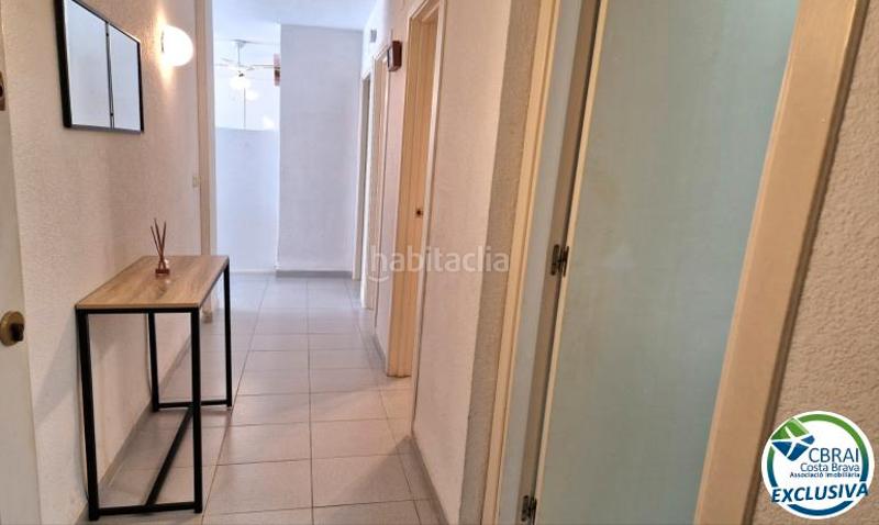 Foto 0a2e7bde-8187-4def-8d12-ffa6e0b6227f. Apartamento  con licencia turística a 360m del mar en Roses